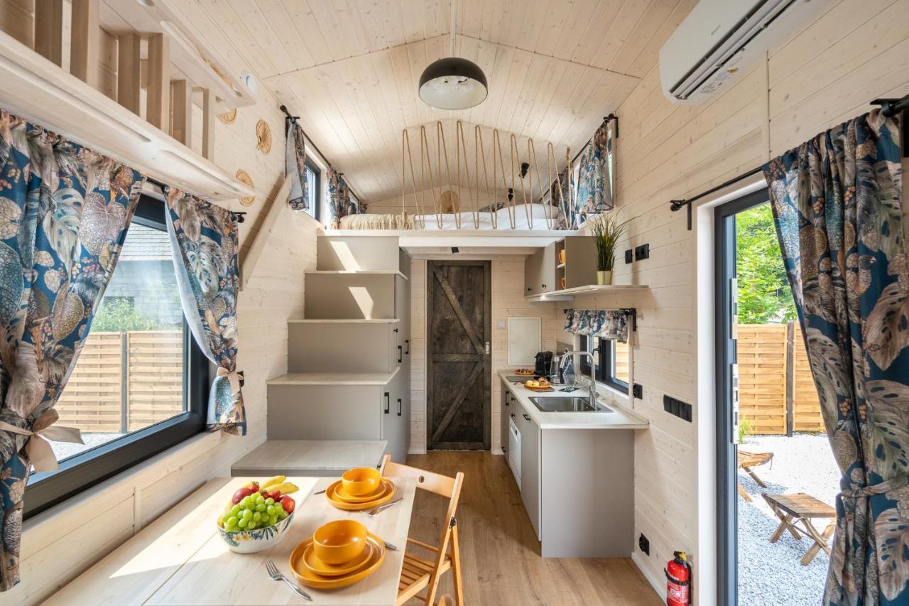 Staymoovers - Tinyhouse 자토르 외부 사진